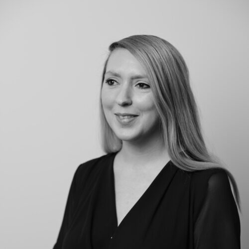 black and white headshot of sarah lee